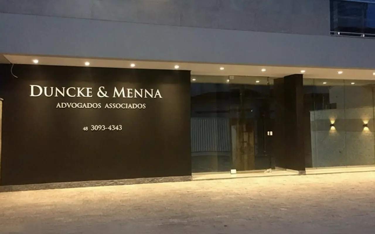 Fachada do Duncke & Menna Advogados Associados em Palhoça
